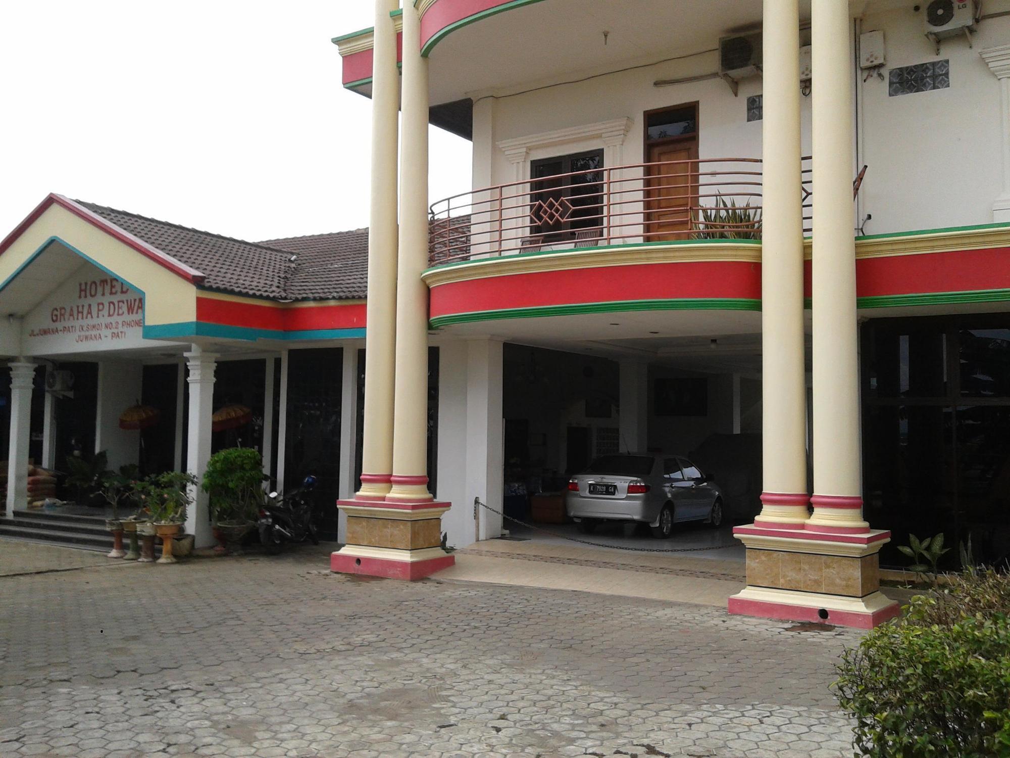 Graha Dewata Hotel Juwana Kudus Buitenkant foto
